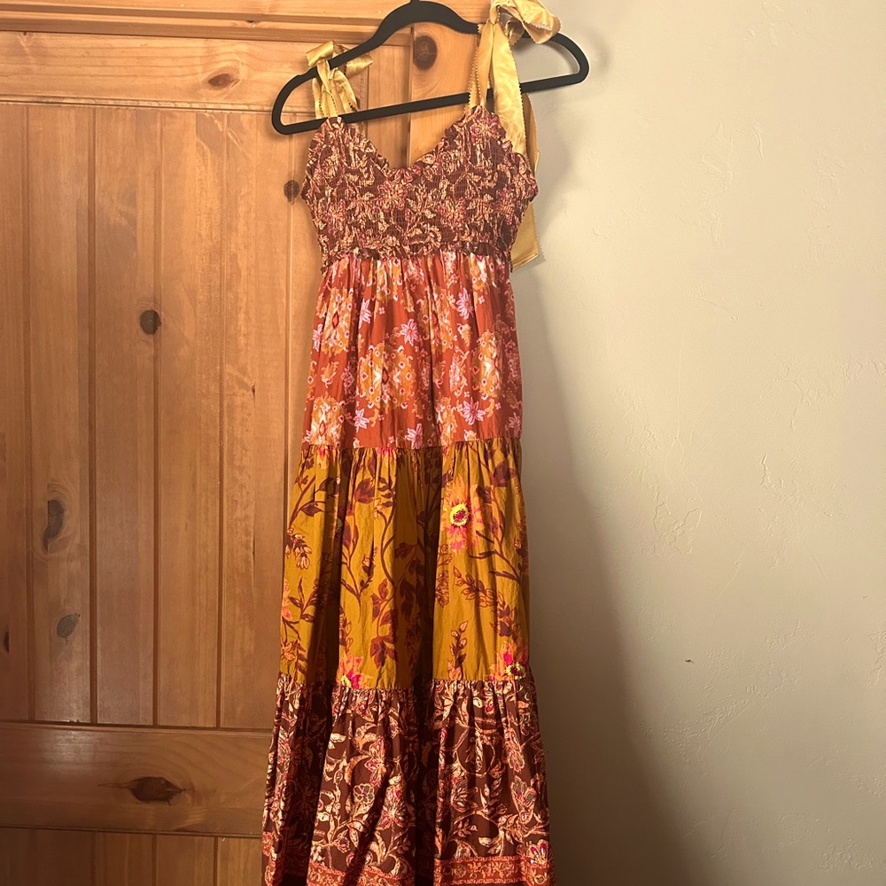 Free people maxi dress - full skirt. Size XS